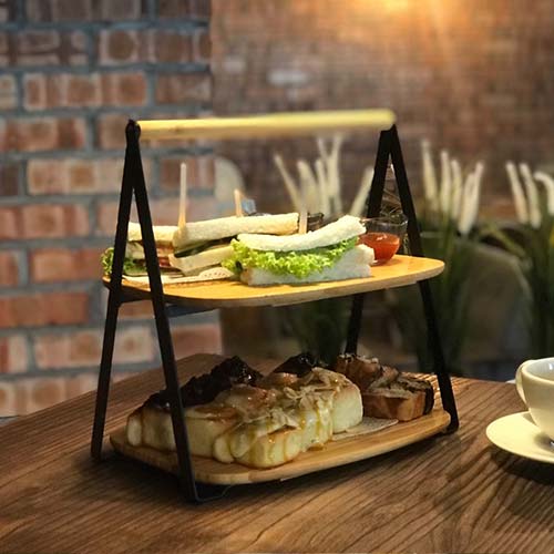 Hi-tea set