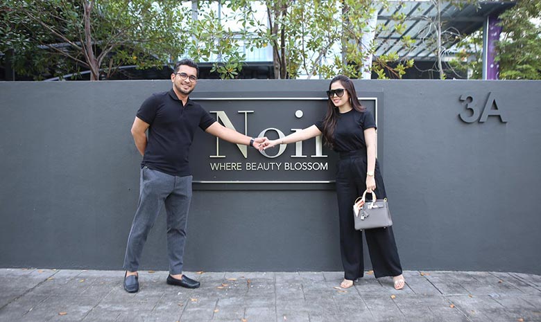 Eriyca Baiduri bersama suami, Azri Che Noh