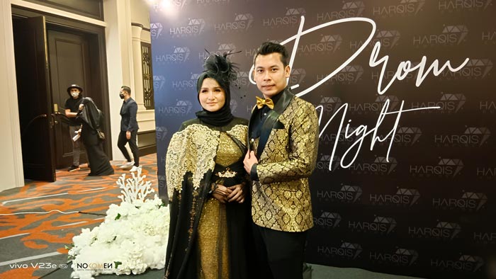 Pengasas Harqis Empire, Nur Saidatul Akma dan COO Muhammad Aswadi