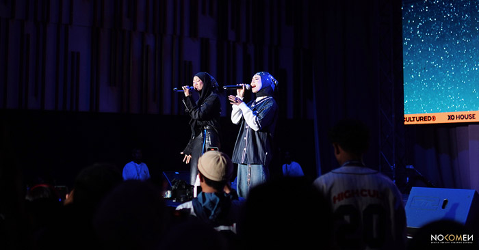 Iman Troye (kanan) dan Dalia Farhana tampil berduet menghiburkan peminat tersayang