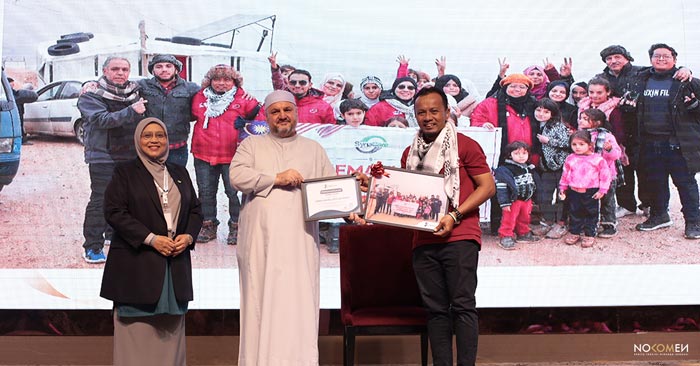 Ahmad Shahrul Hafiz Abu Bakar - sukarelawan aktif dan dedikasi terhadap isu kemanusiaan yang berlaku di Syria sejak penubuhan awal Syria Care pada tahun 2012 lagi sehingga kini, beliau bukan bergerak seorang malah bersama keluarga dan rakan-rakan dengan nama kumpulan Community4Syria.